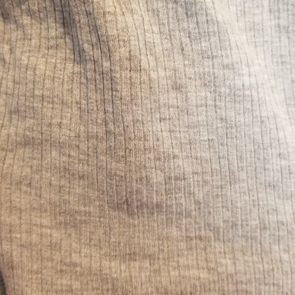 Gray Tunic with Cutouts - Picture 4 of 6